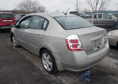 2008 Nissan Sentra 2.0S z USA, uszkodzony, nr VIN 3N1AB61E58L626916